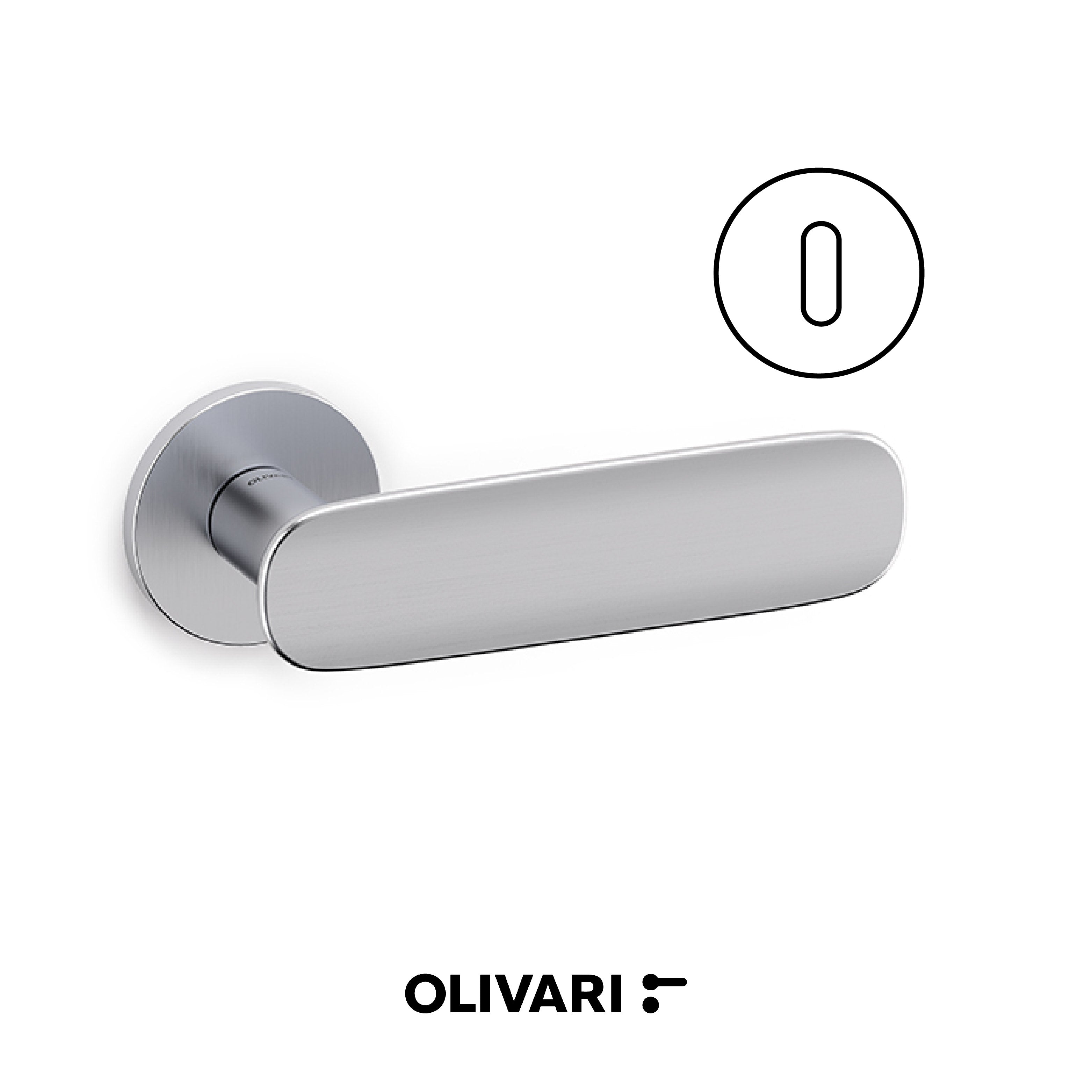 Maniglia Conca L con profilo curvo e impugnatura dal design avvolgente.